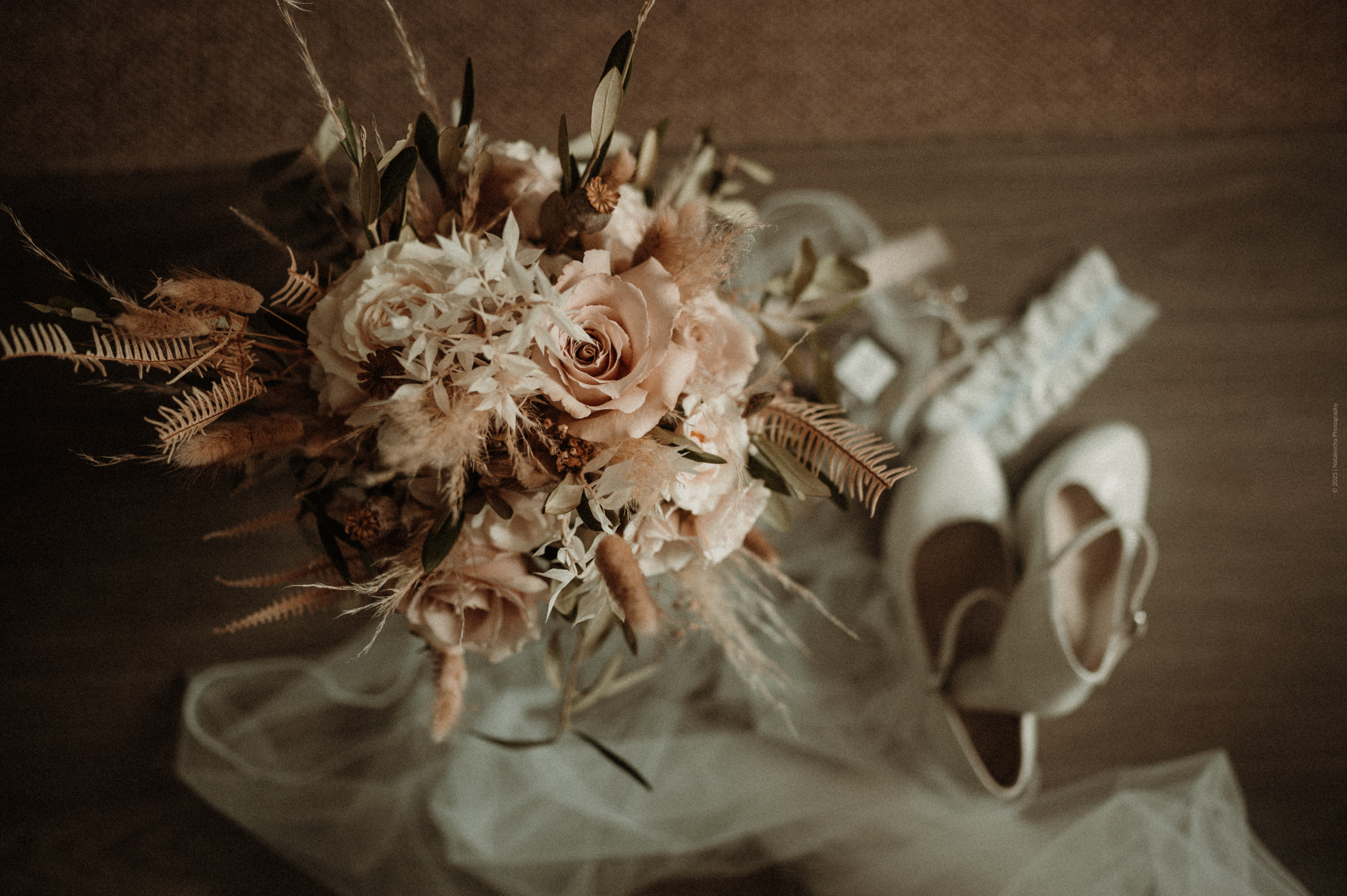 Brautschuhe, Brautstrauß, Getting Ready, Weddings by Jess, Frankfurt und Rhein-Main